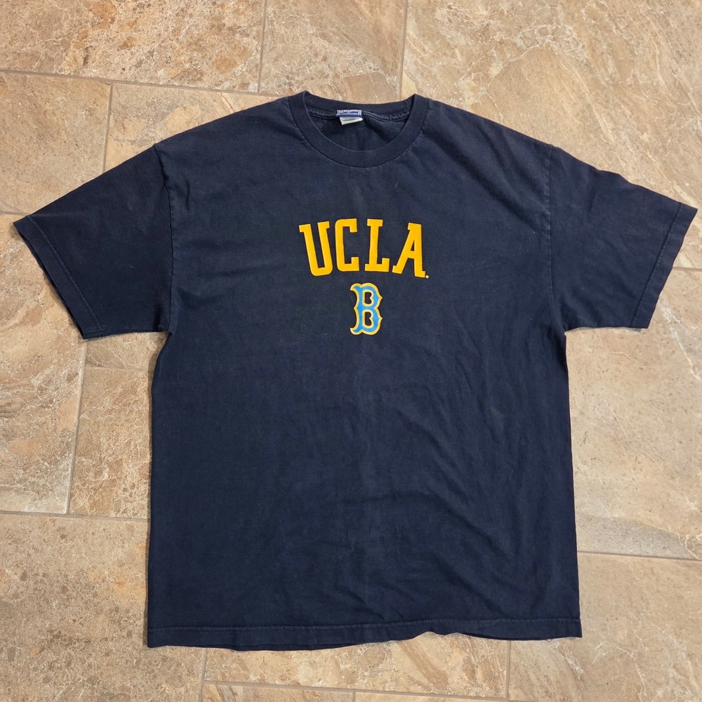 Vintage UCLA Bruins Champs Sports Team Edition Navy Blue T-Shirt Mens XL